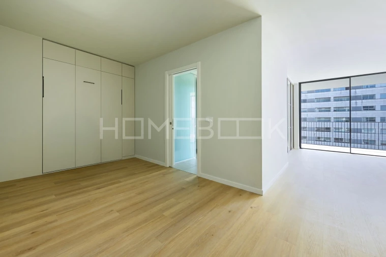 Apartamento T1 para Arrendamento em Santa Marinha Foto 6