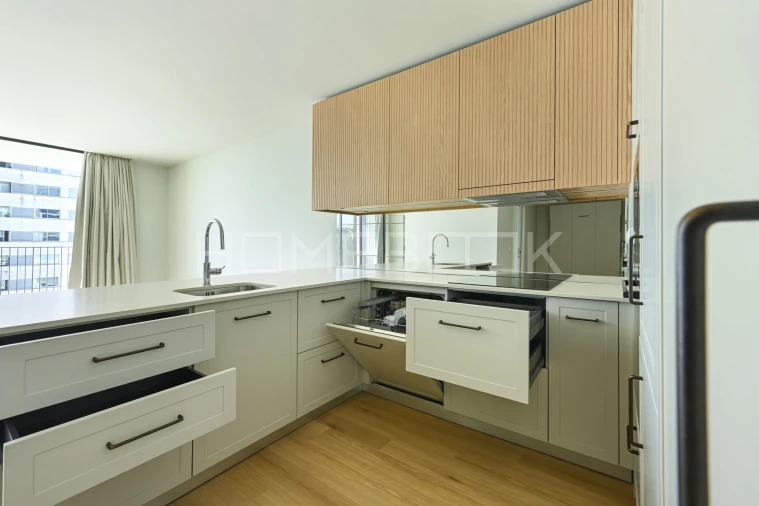 Apartamento T1 para Arrendamento em Santa Marinha Foto 13