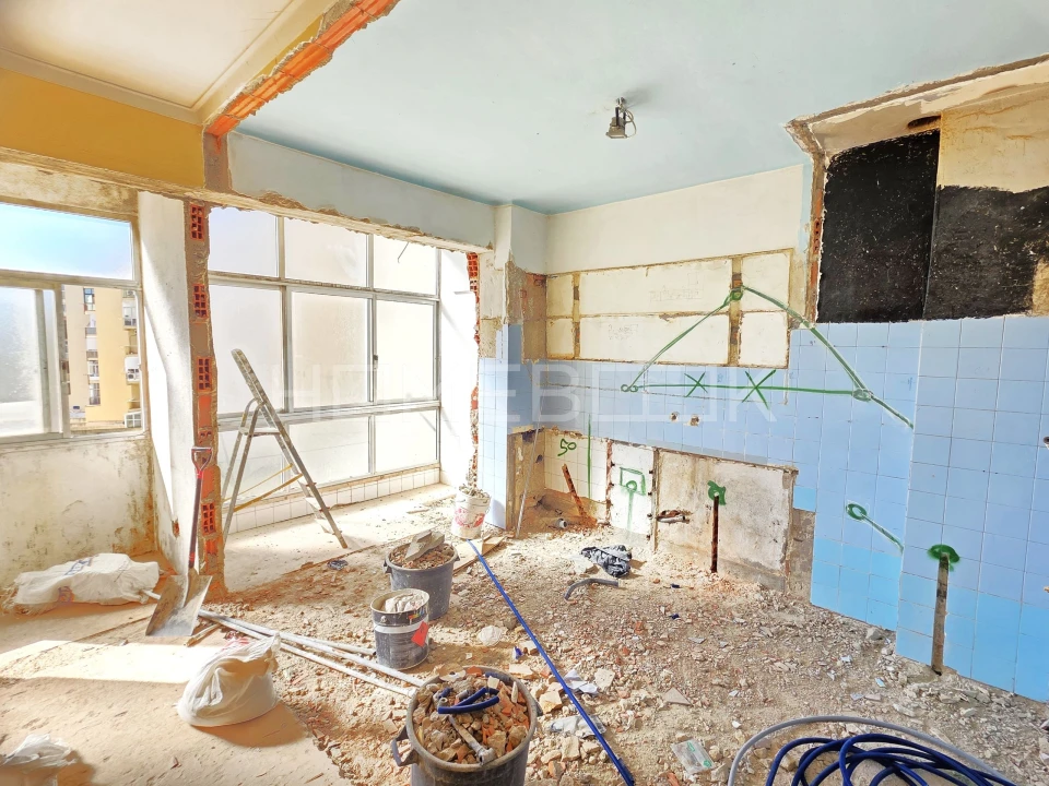 Apartamento T3 para Venda em Benfica Foto 8