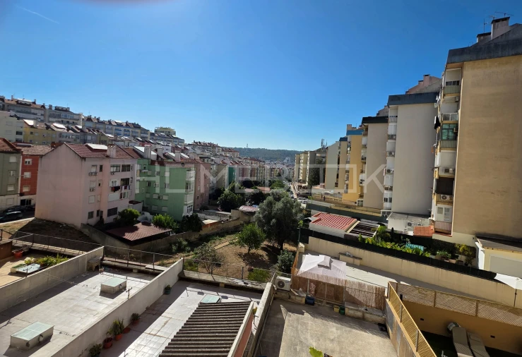 Apartamento T3 para Venda em Benfica Foto 10