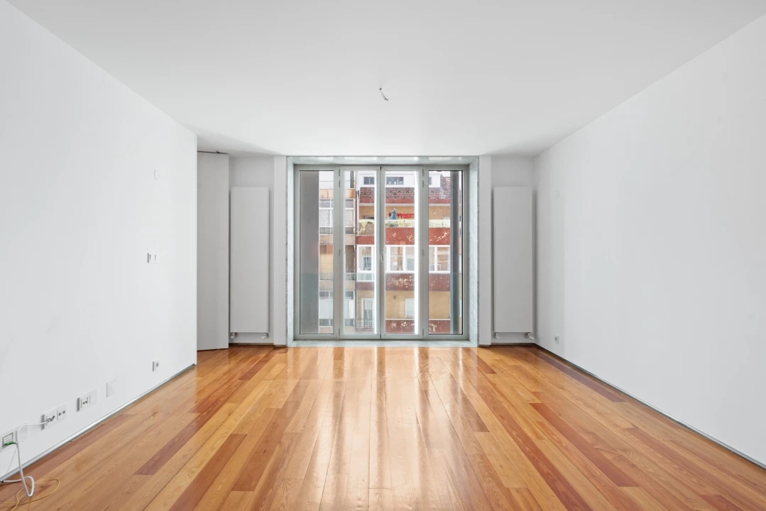 Apartamento T3 para Arrendamento em Avenidas Novas Foto 4