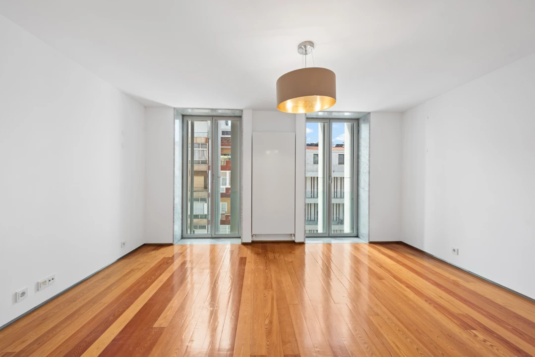 Apartamento T3 para Arrendamento em Avenidas Novas Foto 8