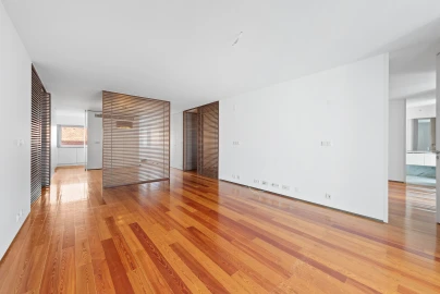 Apartamento T3 para Arrendamento em Avenidas Novas