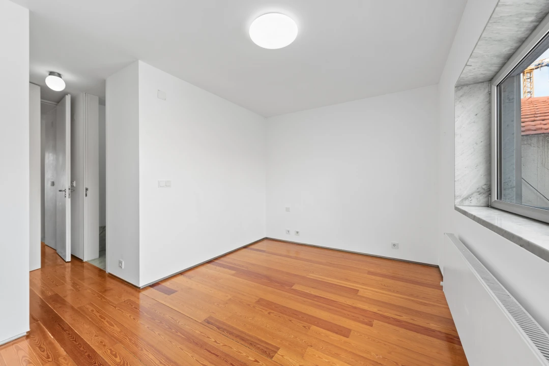 Apartamento T3 para Arrendamento em Avenidas Novas Foto 16