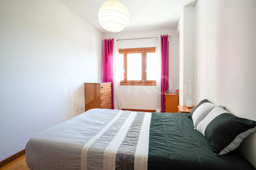 Apartamento T4 para Venda em Camarate, Unhos e Apelação Foto 14