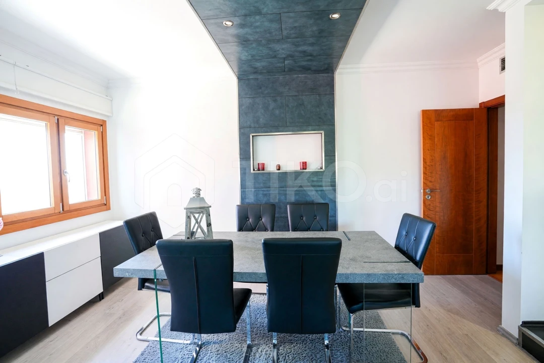 Apartamento T4 para Venda em Camarate, Unhos e Apelação Foto 5