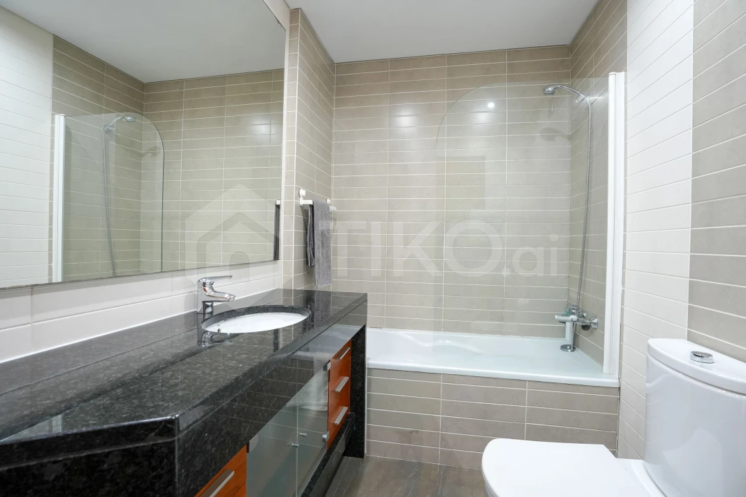 Apartamento T4 para Venda em Camarate, Unhos e Apelação Foto 16