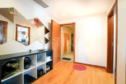Apartamento T4 para Venda em Camarate, Unhos e Apelação