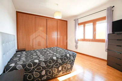Apartamento T4 para Venda em Camarate, Unhos e Apelação