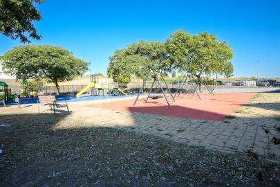 Apartamento T4 para Venda em Camarate, Unhos e Apelação