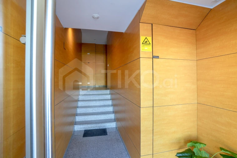 Apartamento T4 para Venda em Camarate, Unhos e Apelação Foto 34