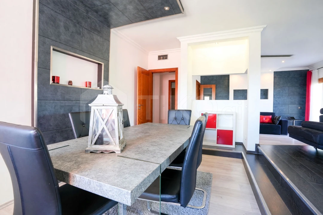 Apartamento T4 para Venda em Camarate, Unhos e Apelação Foto 4