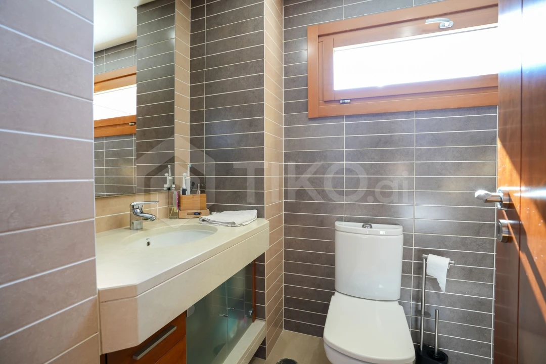 Apartamento T4 para Venda em Camarate, Unhos e Apelação Foto 20