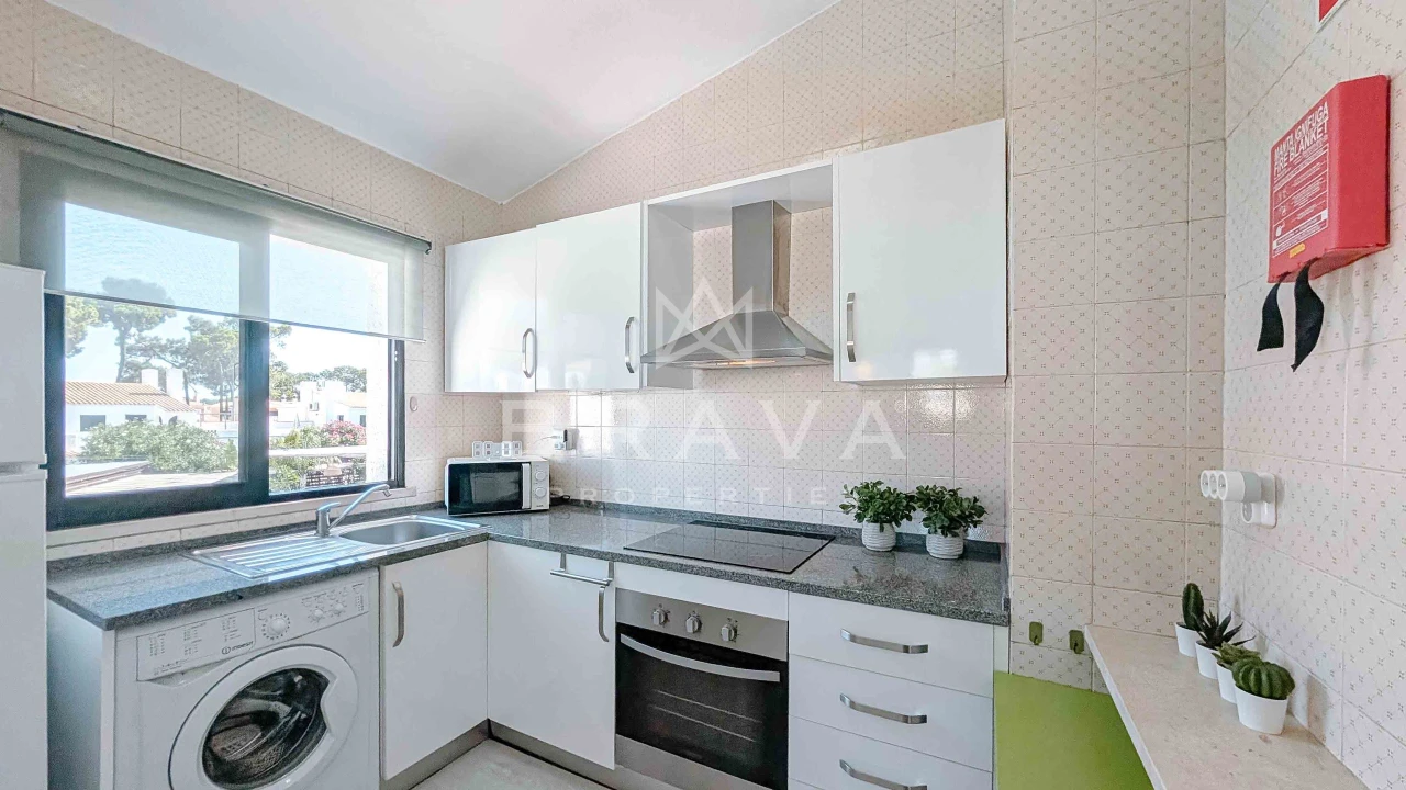 Apartamento T2 para Arrendamento em Quarteira Foto 18