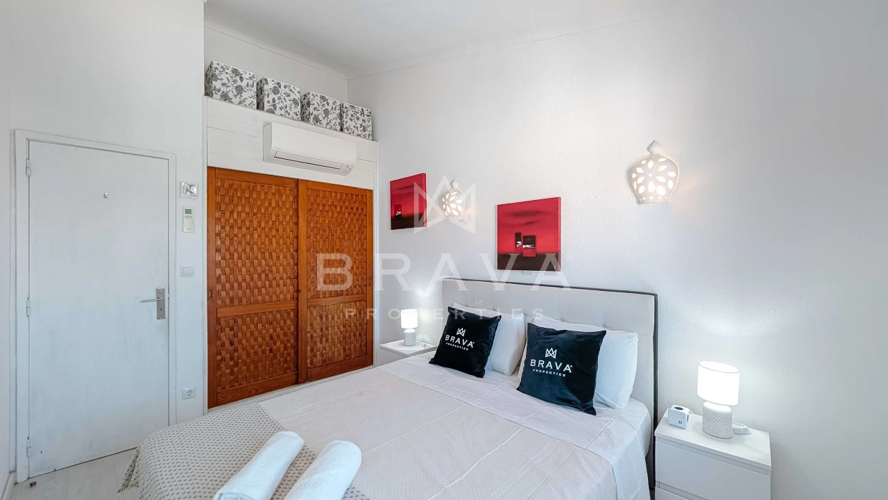 Apartamento T2 para Arrendamento em Quarteira Foto 24