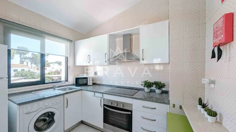 Apartamento T2 para Arrendamento em Quarteira