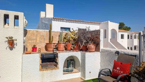 Apartamento T2 para Arrendamento em Quarteira