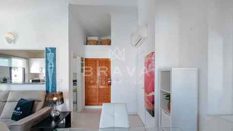 Apartamento T2 para Arrendamento em Quarteira