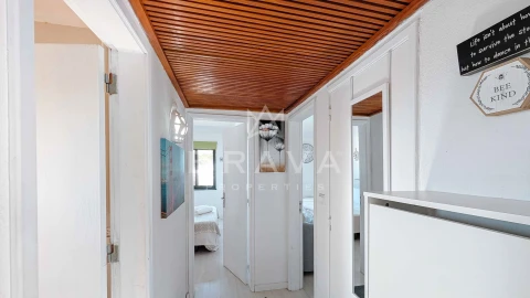 Apartamento T2 para Arrendamento em Quarteira