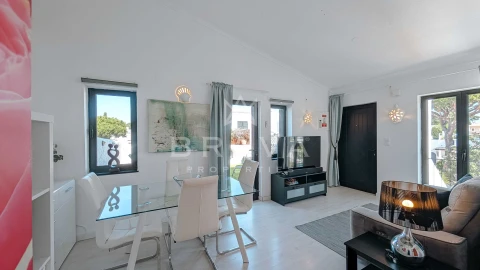 Apartamento T2 para Arrendamento em Quarteira