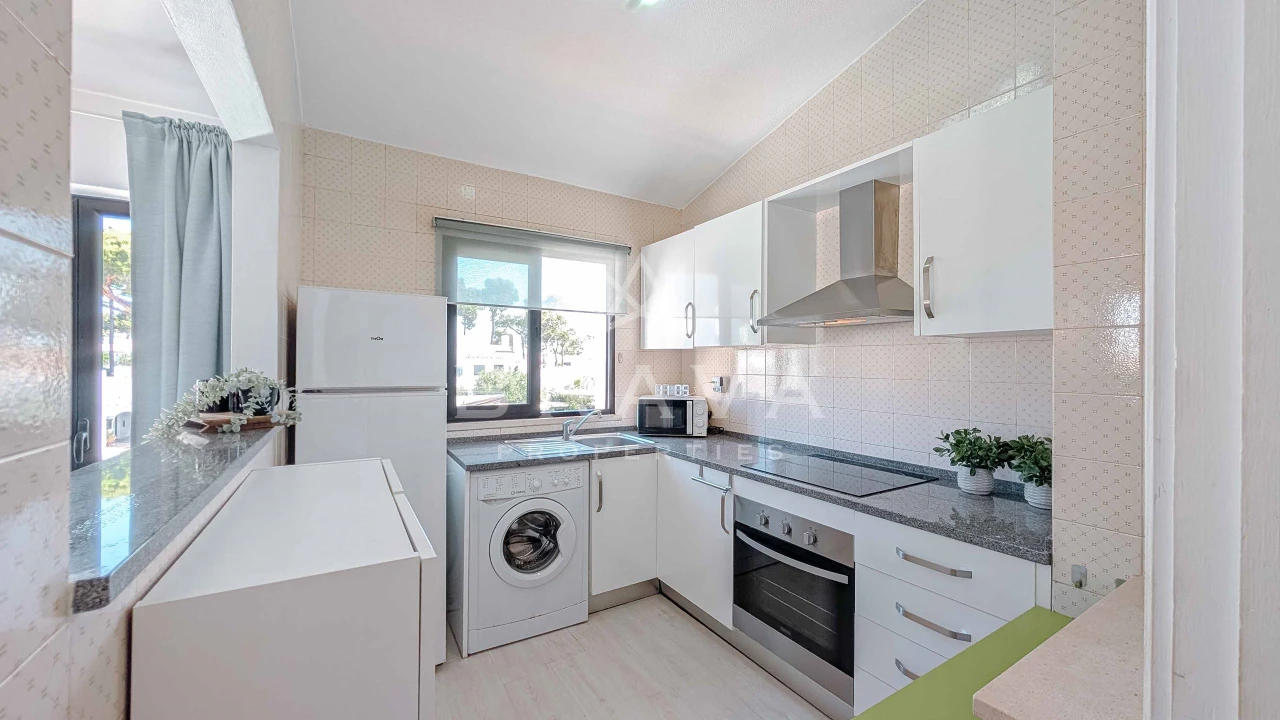 Apartamento T2 para Arrendamento em Quarteira Foto 17