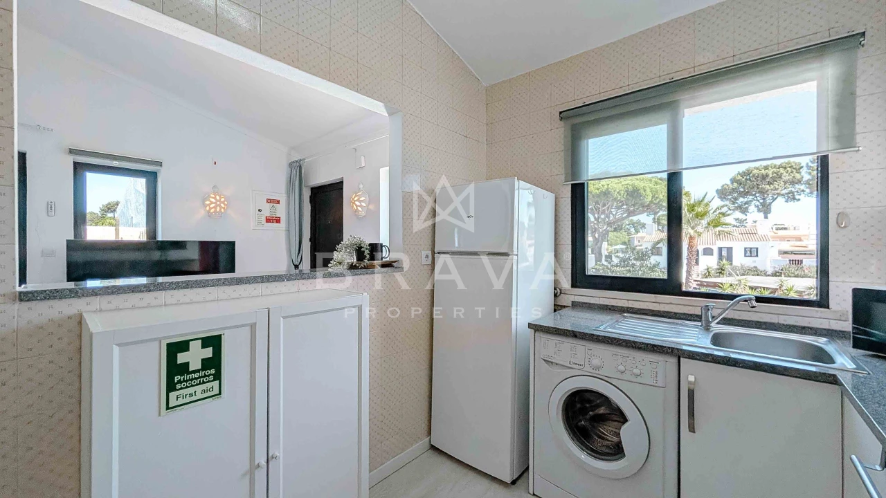 Apartamento T2 para Arrendamento em Quarteira Foto 19