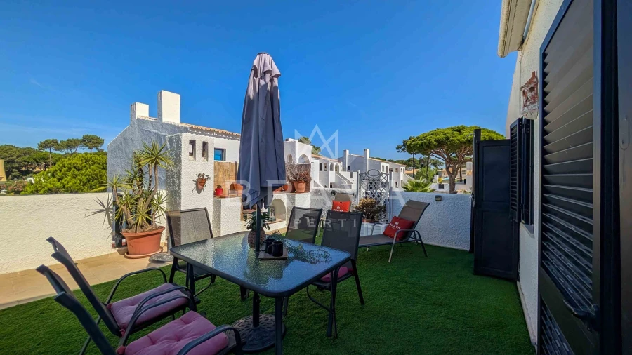 Apartamento T2 para Arrendamento em Quarteira Foto 15