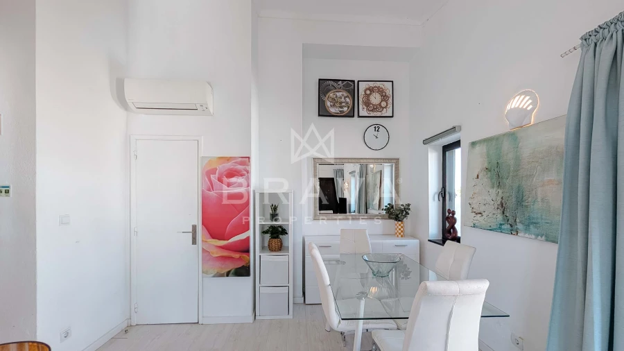 Apartamento T2 para Arrendamento em Quarteira Foto 14