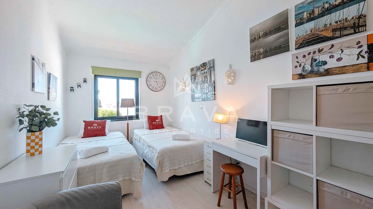 Apartamento T2 para Arrendamento em Quarteira Foto 25