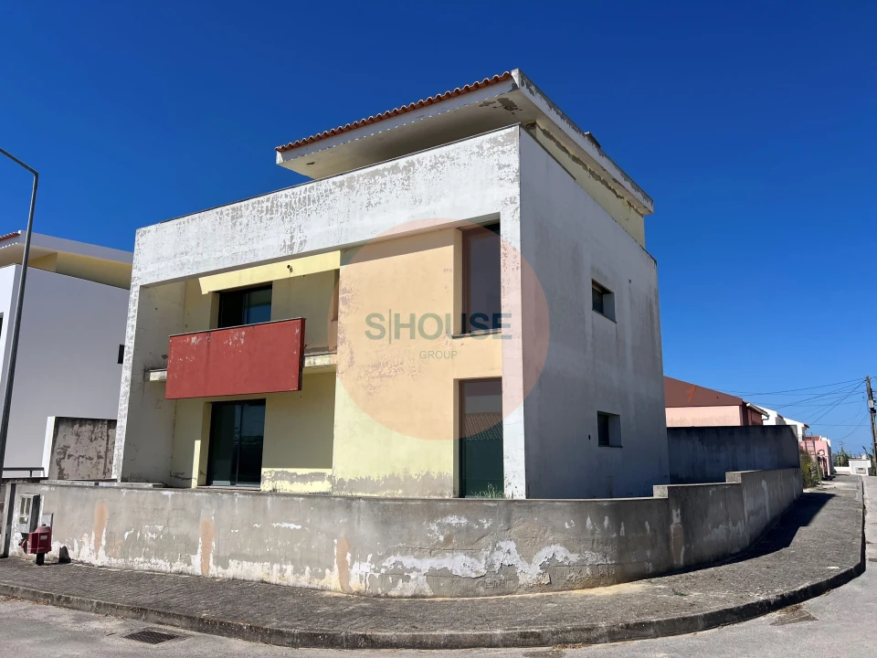 Moradia T3 para Venda em Atouguia da Baleia Foto 1