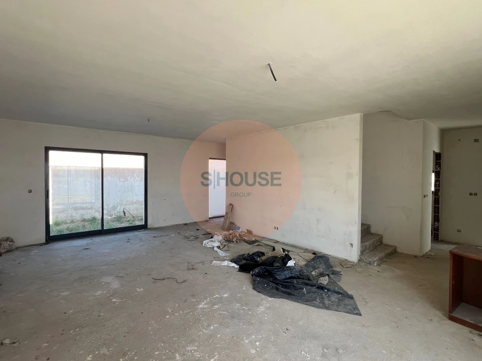 Moradia T3 para Venda em Atouguia da Baleia Foto 3