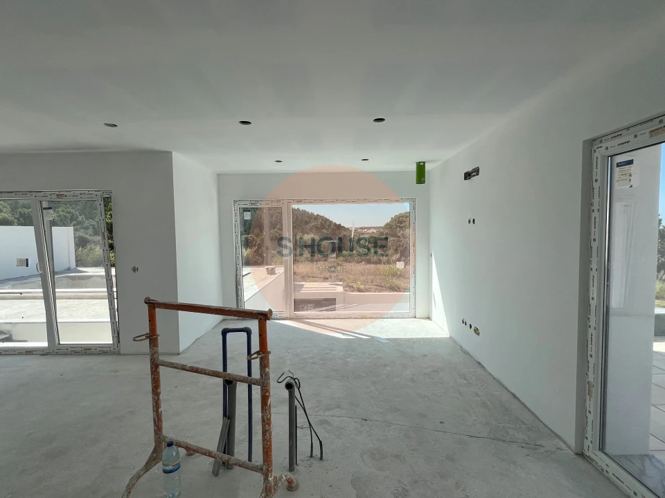 Moradia T4 para Venda em Ferrel Foto 12