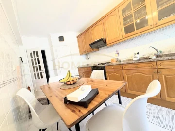 Apartamento T3 para Venda em Alverca do Ribatejo e Sobralinho