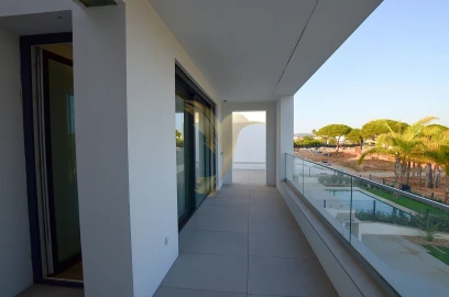 Moradia T3 para Venda em Quarteira