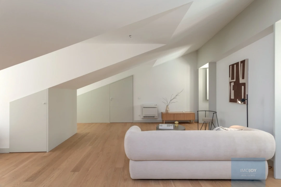 Apartamento T1 para Venda em Santa Maria Maior Foto 14