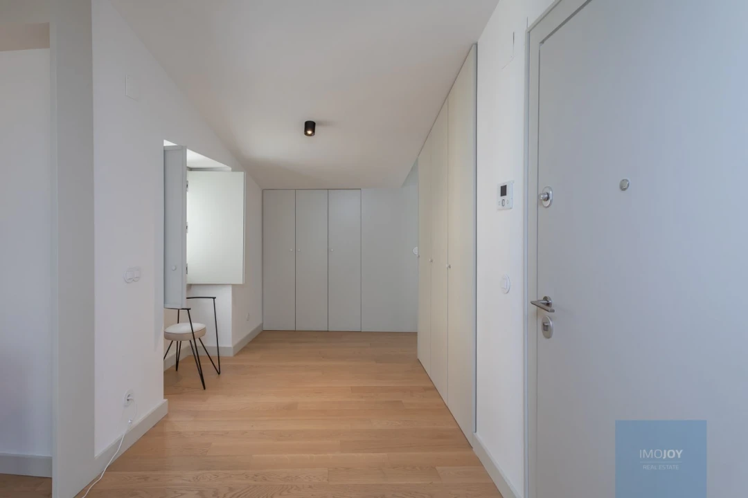Apartamento T1 para Venda em Santa Maria Maior Foto 32