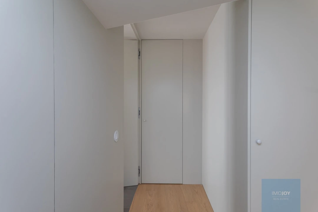Apartamento T1 para Venda em Santa Maria Maior Foto 35