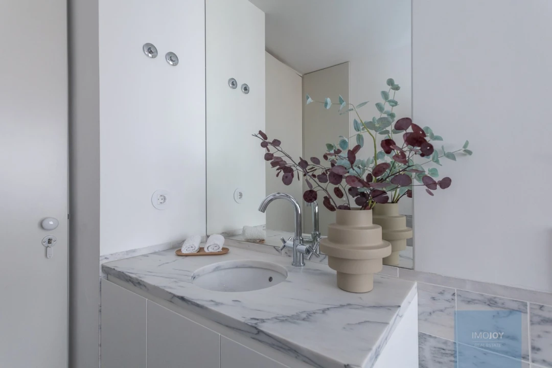 Apartamento T1 para Venda em Santa Maria Maior Foto 38