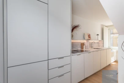 Apartamento T1 para Venda em Santa Maria Maior