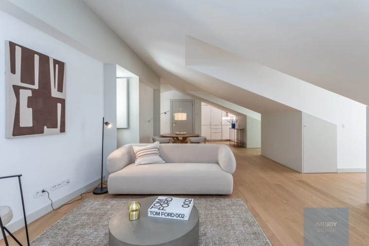 Apartamento T1 para Venda em Santa Maria Maior Foto 9