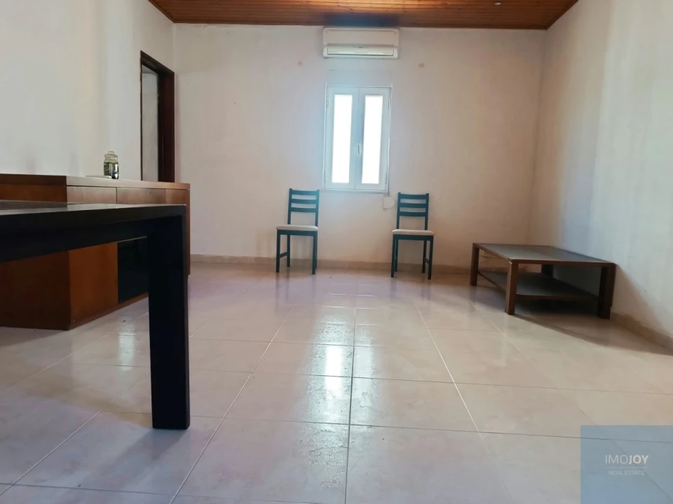 Apartamento T2 para Venda em Algés, Linda-A-Velha e Cruz Quebrada-Dafundo Foto 5