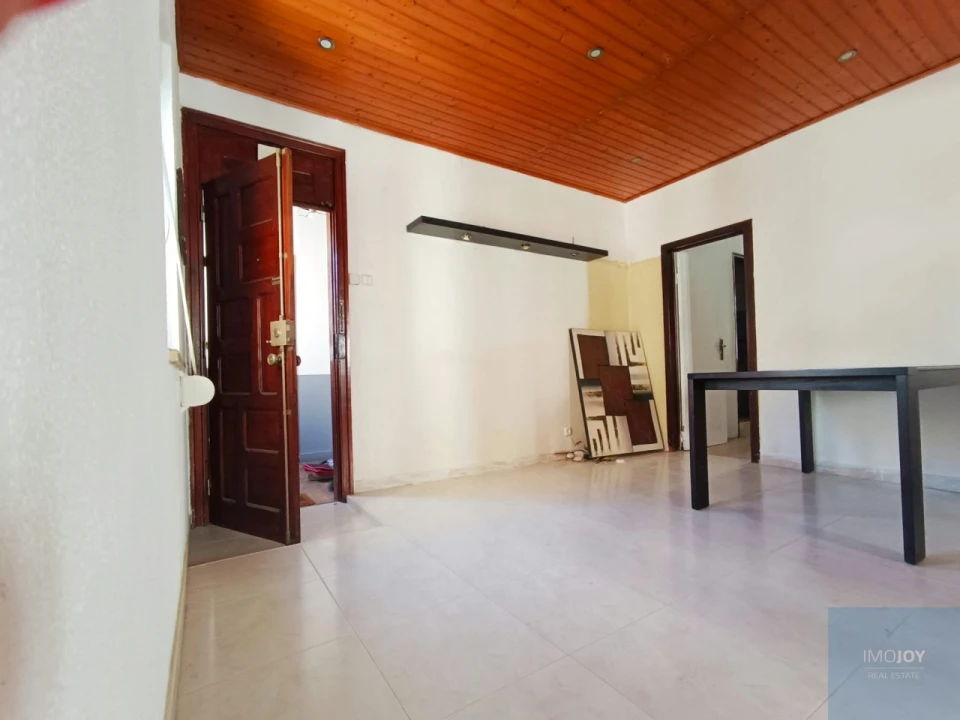 Apartamento T2 para Venda em Algés, Linda-A-Velha e Cruz Quebrada-Dafundo Foto 6