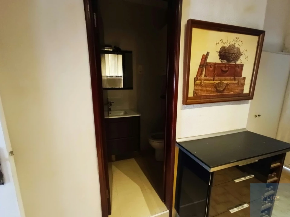 Apartamento T2 para Venda em Algés, Linda-A-Velha e Cruz Quebrada-Dafundo Foto 18