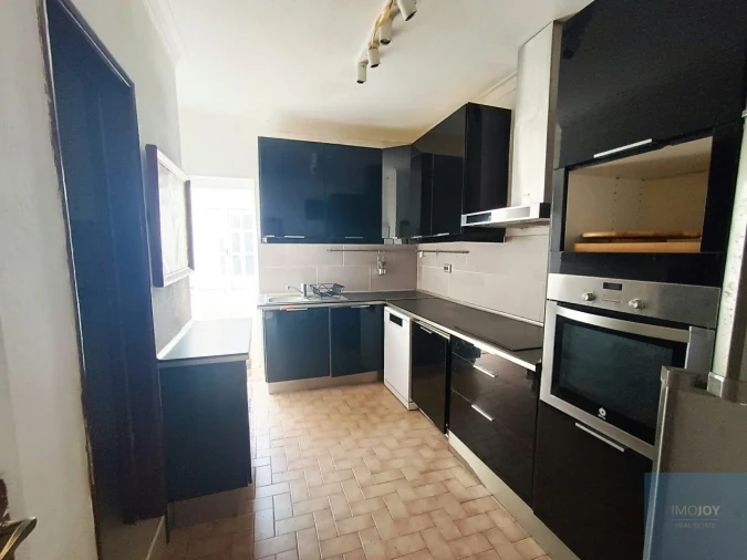 Apartamento T2 para Venda em Algés, Linda-A-Velha e Cruz Quebrada-Dafundo Foto 11