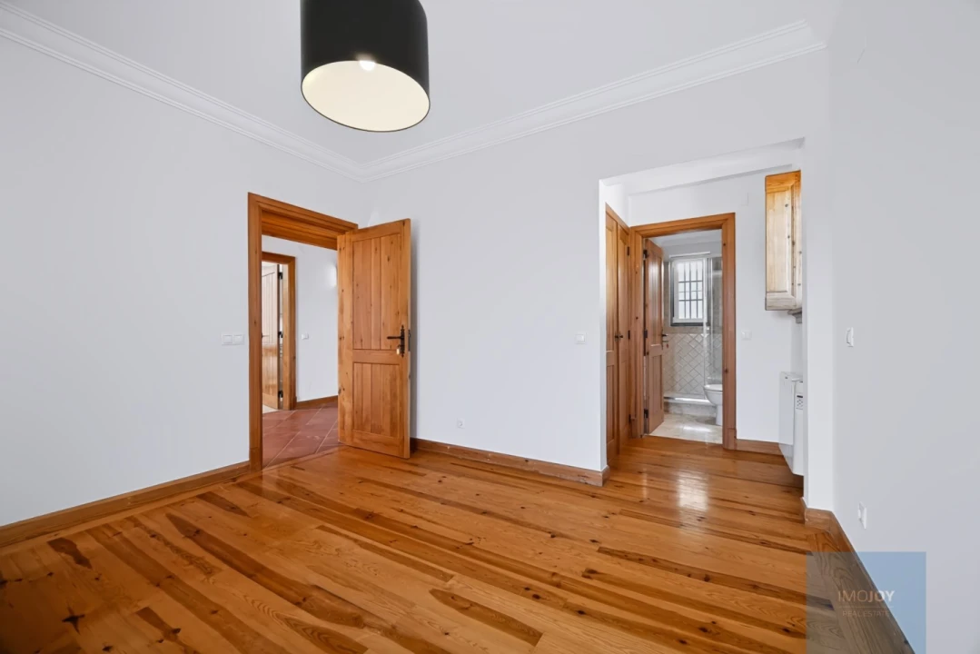 Moradia T5 para Arrendamento em Alcabideche Foto 13