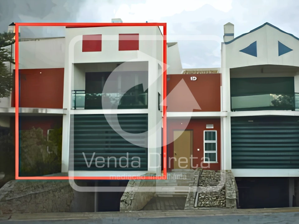 Moradia T3 para Venda em Ferreiras Foto 4