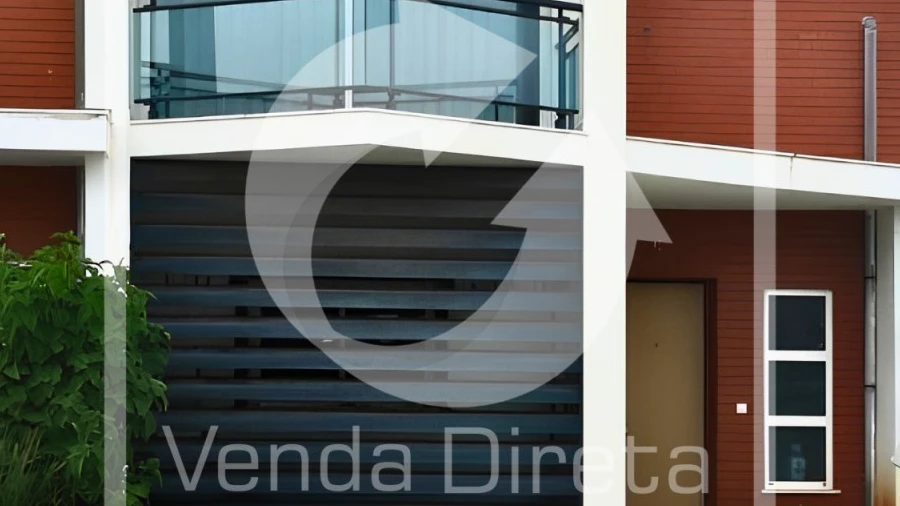 Moradia T3 para Venda em Ferreiras
