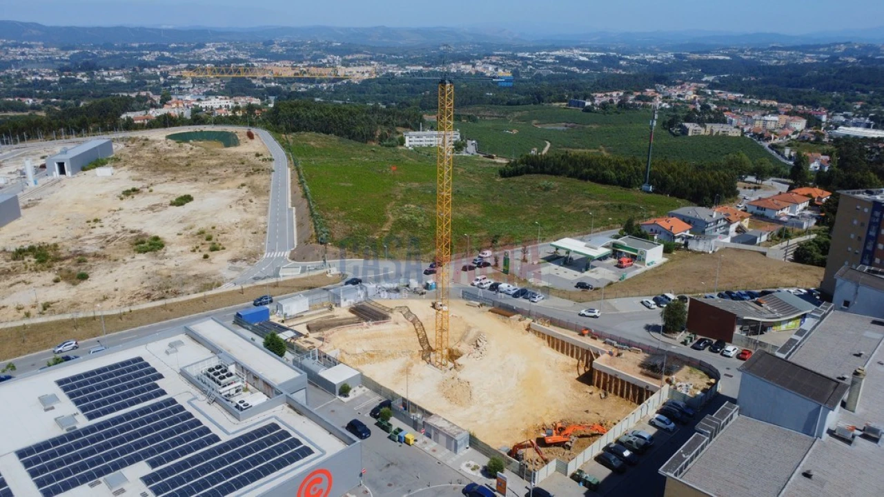 Apartamento T2 para Venda em Vilar de Andorinho Foto 11