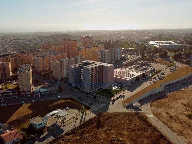 Apartamento T2 para Venda em Vilar de Andorinho Foto 2