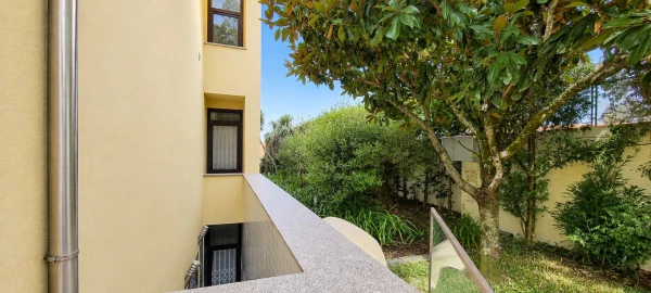 Moradia T6 para Venda em Santo Antonio dos Olivais